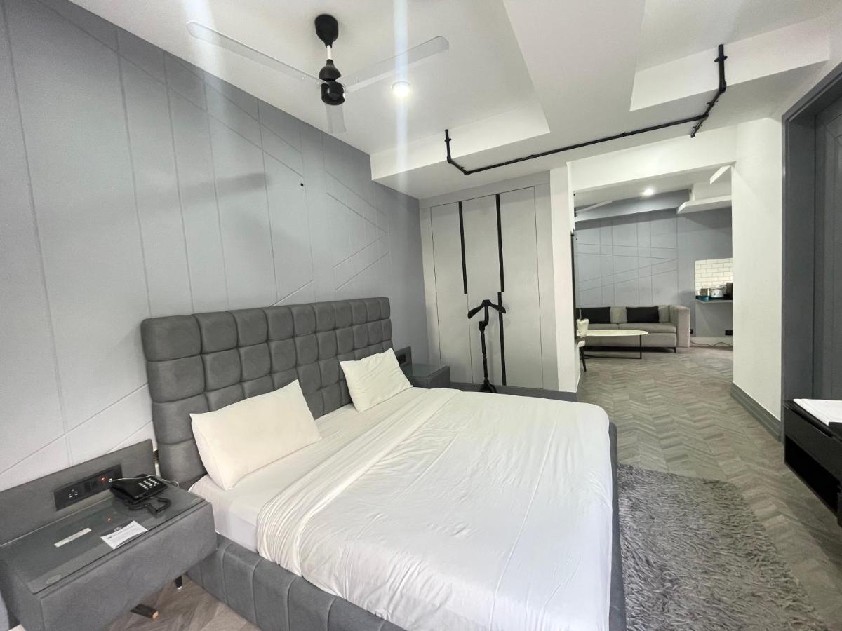 Bedchambers Serviced Apartments, Mg Road Gurgaon Ngoại thất bức ảnh